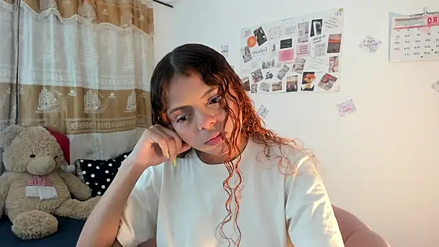 Snapshot of ValienteGirl_ chatting on 01-18-25, 03:20 ValienteGirl online show from 01-18-25, 03:20