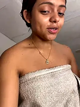 ValienteGirl  online show from 11-02-25, 03:33