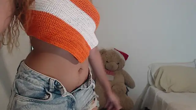 ValienteGirl  online show from 03-10-26, 03:32