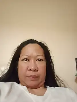 Snapshot of Sweet_Lady30 chatting on 08-02-26, 08:17 Sweet Lady30 online show from 08-02-26, 08:17