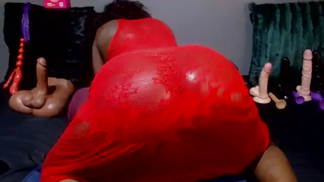 DarkNSpicy4U online show from 11-16-25, 01:10