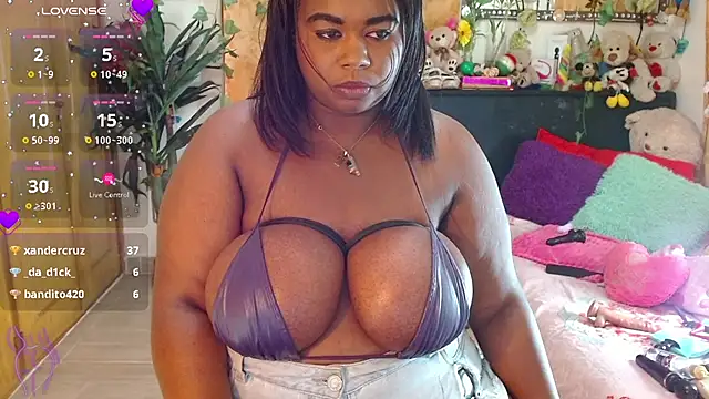 Snapshot of anai_valentinex chatting on 01-29-25, 11:35 anai valentinex online show from 01-29-25, 11:35