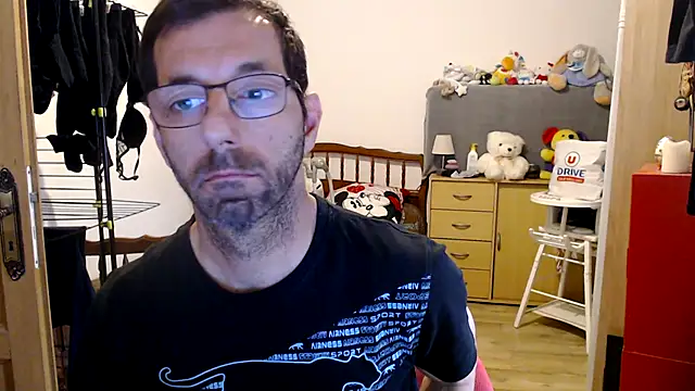 steph19x5 online show from 03-09-25, 10:19