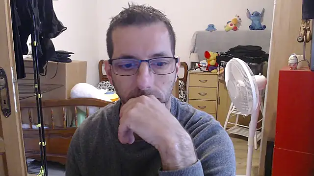 steph19x5 online show from 12-04-25, 10:58