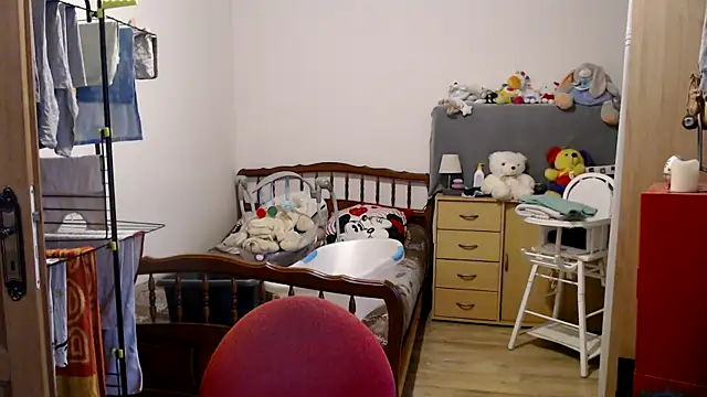 steph19x5 online show from 03-13-25, 05:50