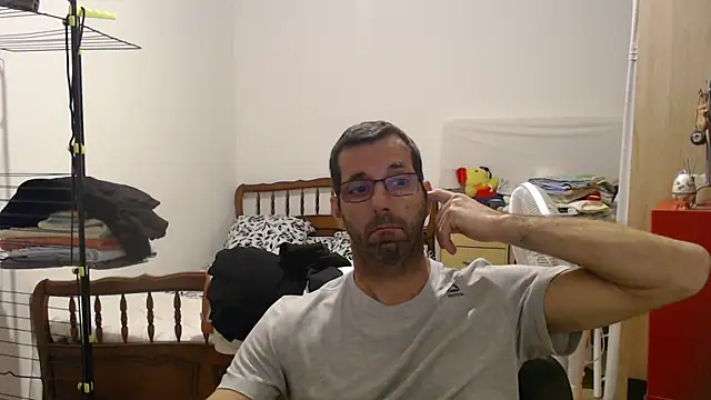 steph19x5 online show from 09-17-25, 06:32