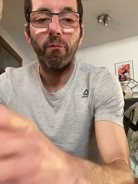 steph19x5 online show from 03-02-25, 08:05