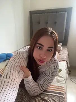 Elena222  online show from 04-18-26, 08:09