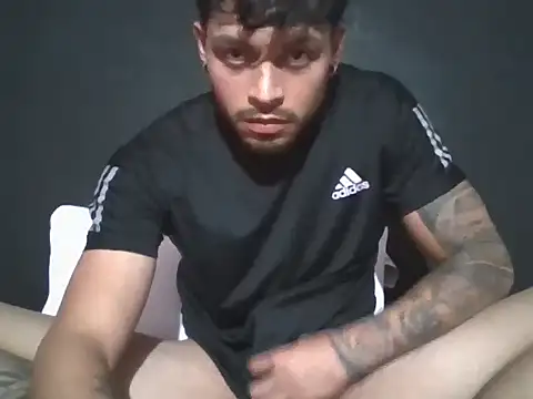 Snapshot of jfpc1999 chatting on 10-07-25, 05:47 jfpc1999 online show from 10-07-25, 05:47