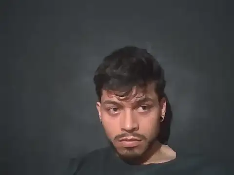 Snapshot of jfpc1999 chatting on 10-11-25, 09:27 jfpc1999 online show from 10-11-25, 09:27