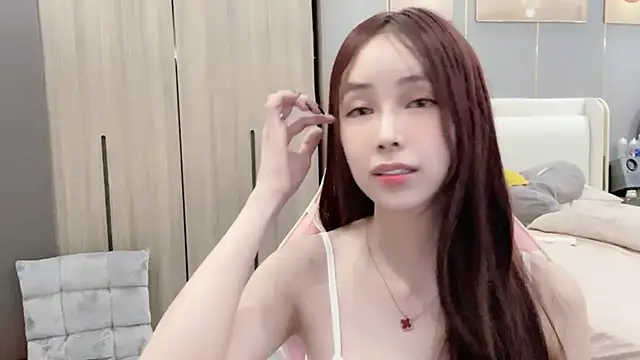 Snapshot of ANNA102 chatting on 05-04-26, 07:44 ANNA102 online show from 05-04-26, 07:44