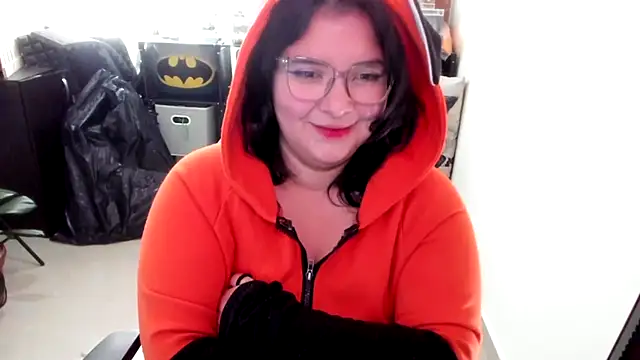 aika-dreams online show from 12-19-25, 01:02