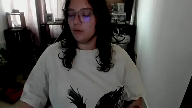 aika-dreams online show from 05-25-26, 02:05