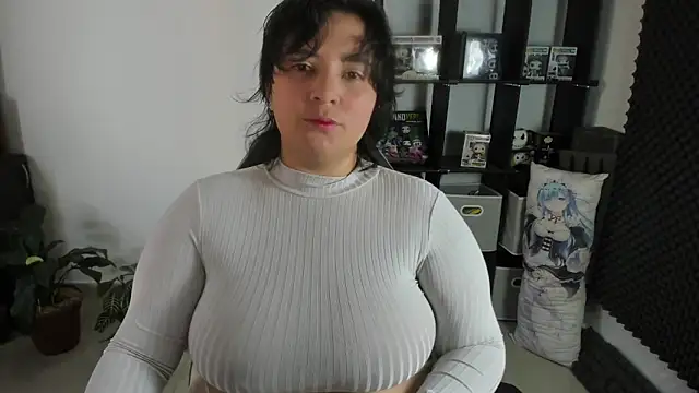 Snapshot of aika-dreams chatting on 01-16-25, 12:20 aika-dreams online show from 01-16-25, 12:20
