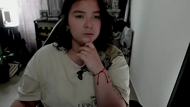 aika-dreams online show from 04-05-26, 01:51