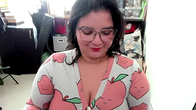 Snapshot of aika-dreams chatting on 10-14-25, 09:04 aika-dreams online show from 10-14-25, 09:04