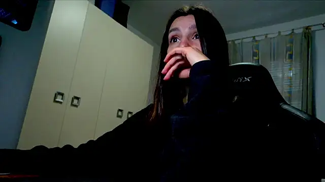 GodlyTheia online show from 11-27-25, 01:22