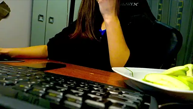 GodlyTheia online show from 02-05-26, 03:08