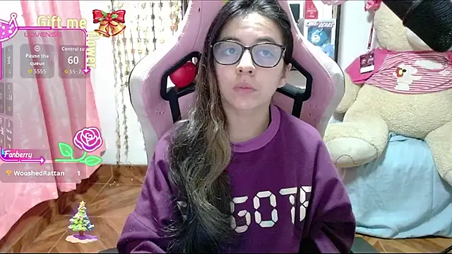 Maggie Fox3 online show from 11-04-25, 02:26