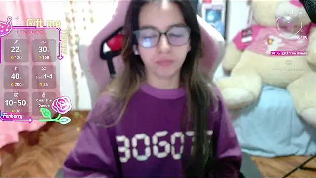 Maggie Fox3 online show from 11-07-25, 12:48