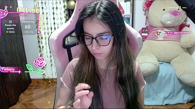 Maggie Fox3 online show from 10-09-25, 01:28