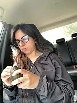 Maggie Fox3 online show from 04-02-26, 03:30