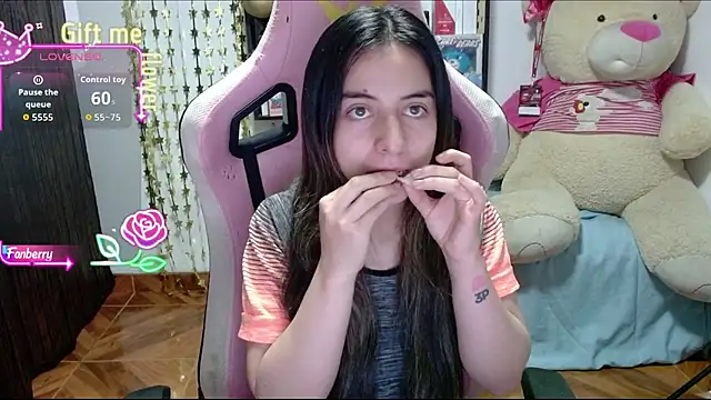 Maggie Fox3 online show from 10-05-25, 12:34