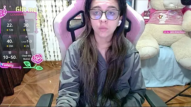 Maggie Fox3 online show from 10-10-25, 11:49