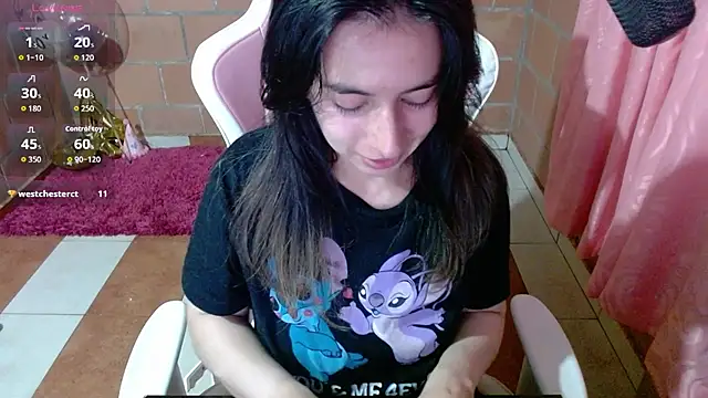 Snapshot of Maggie_Fox3 chatting on 07-12-26, 03:07 Maggie Fox3 online show from 07-12-26, 03:07