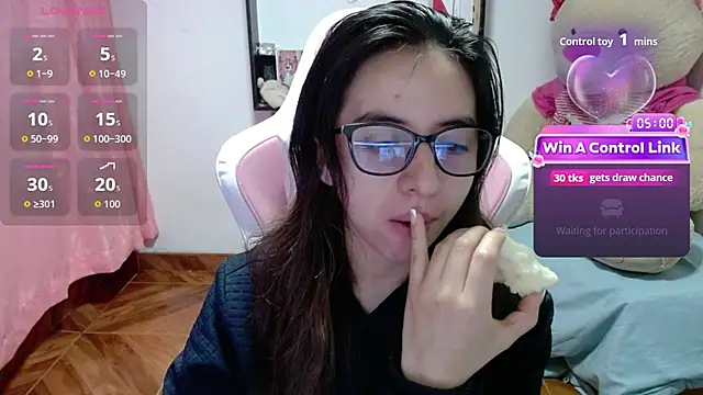 Maggie Fox3 online show from 02-13-26, 01:27