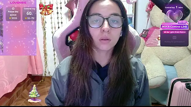 Maggie Fox3 online show from 12-17-25, 02:27