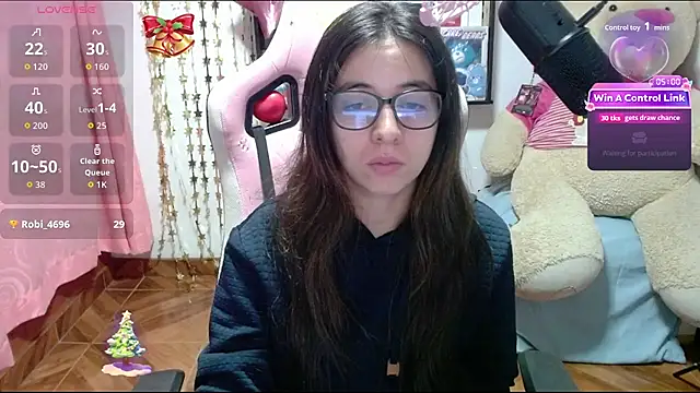 Maggie Fox3 online show from 12-23-25, 02:44