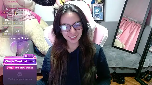 Maggie Fox3 online show from 03-15-26, 01:01