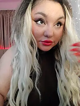 Larissa K online show from 12-04-25, 05:39