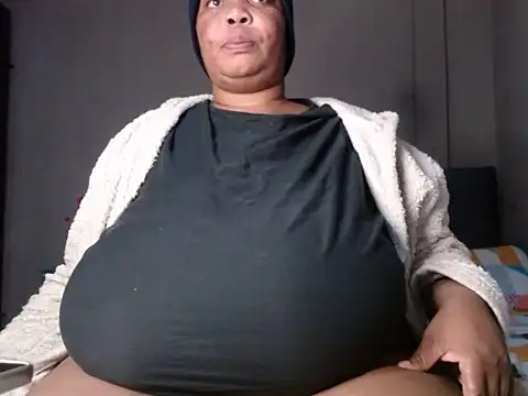 Lovelyboobs01 online show from 05-06-26, 04:11