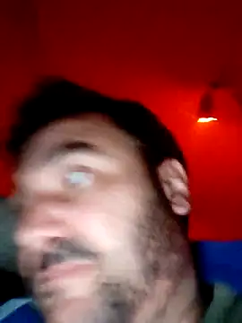 Snapshot of Consensustr chatting on 12-19-25, 09:39 Consensustr online show from 12-19-25, 09:39