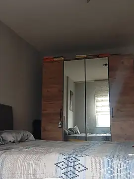 Snapshot of Consensustr chatting on 02-08-26, 01:20 Consensustr online show from 02-08-26, 01:20