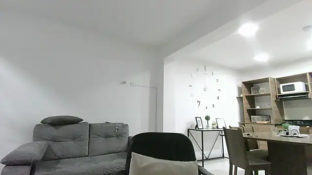 stormytt  online show from 04-05-26, 08:43