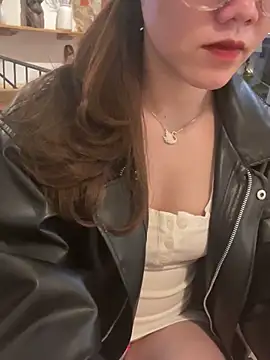 HinaLovely online show from 01-20-25, 12:39