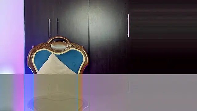 Varya Ferreira online show from 11-14-25, 01:53