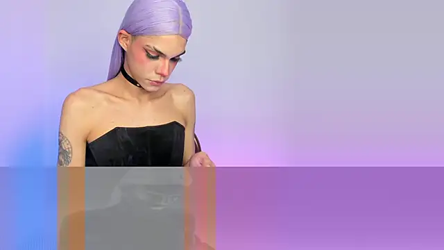 Snapshot of Varya_Ferreira chatting on 10-17-25, 10:55 Varya Ferreira online show from 10-17-25, 10:55