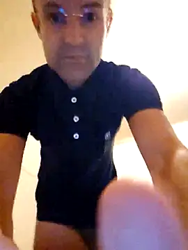 Snapshot of enricso chatting on 10-29-25, 08:57 enricso online show from 10-29-25, 08:57