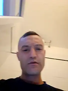 Snapshot of enricso chatting on 02-05-26, 04:47 enricso online show from 02-05-26, 04:47