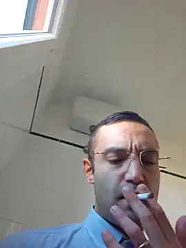 Snapshot of enricso chatting on 11-04-25, 09:35 enricso online show from 11-04-25, 09:35