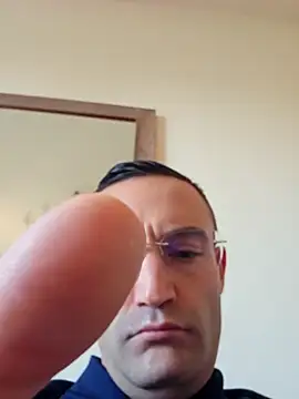 Snapshot of enricso chatting on 10-28-25, 08:46 enricso online show from 10-28-25, 08:46