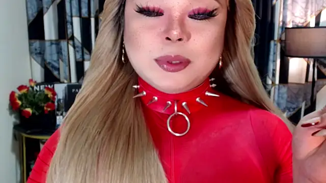 Snapshot of Mistress_DOMnicaaxx chatting on 09-13-25, 11:27 Mistress DOMnicaaxx online show from 09-13-25, 11:27