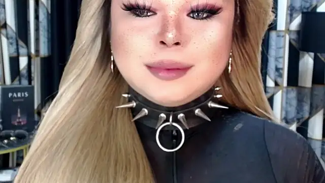 Snapshot of Mistress_DOMnicaaxx chatting on 10-25-25, 08:46 Mistress DOMnicaaxx online show from 10-25-25, 08:46