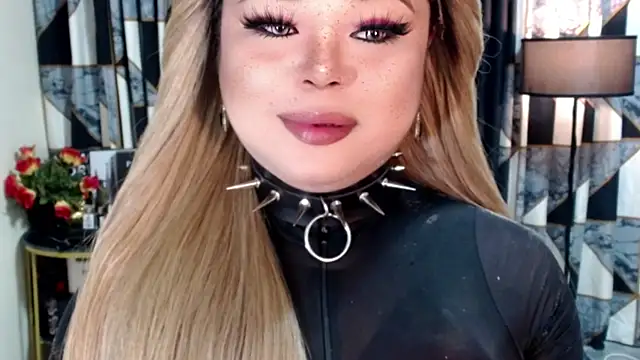 Snapshot of Mistress_DOMnicaaxx chatting on 09-12-25, 12:55 Mistress DOMnicaaxx online show from 09-12-25, 12:55