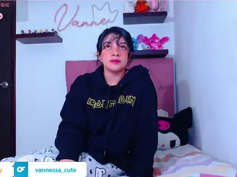 Vannessa  Shy online show from 10-30-25, 11:12