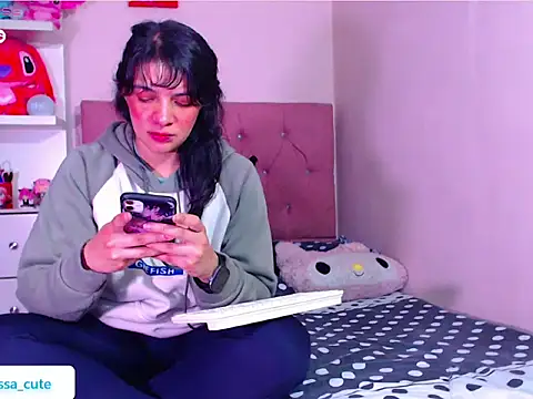 Vannessa  Shy online show from 11-25-25, 11:37